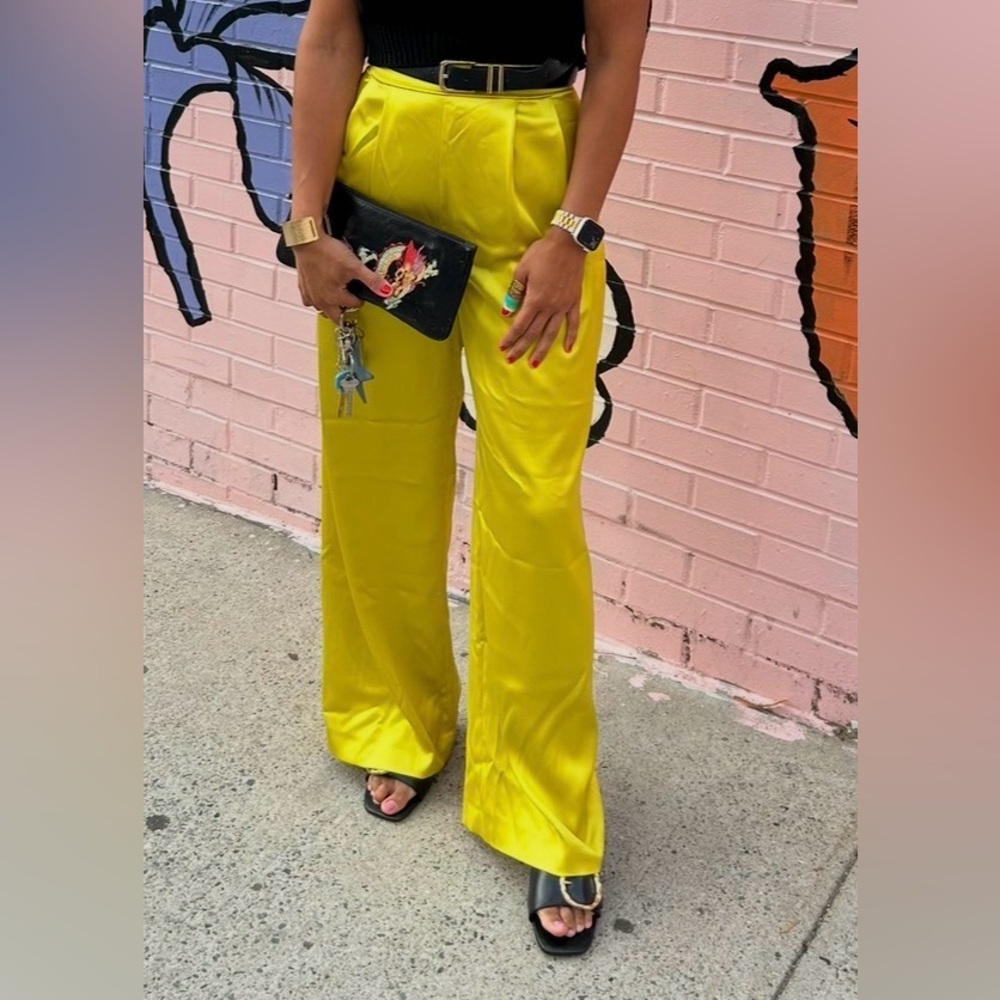 Gianni Bini Vibrant Yellow High-Waist Wide-Leg Pants
